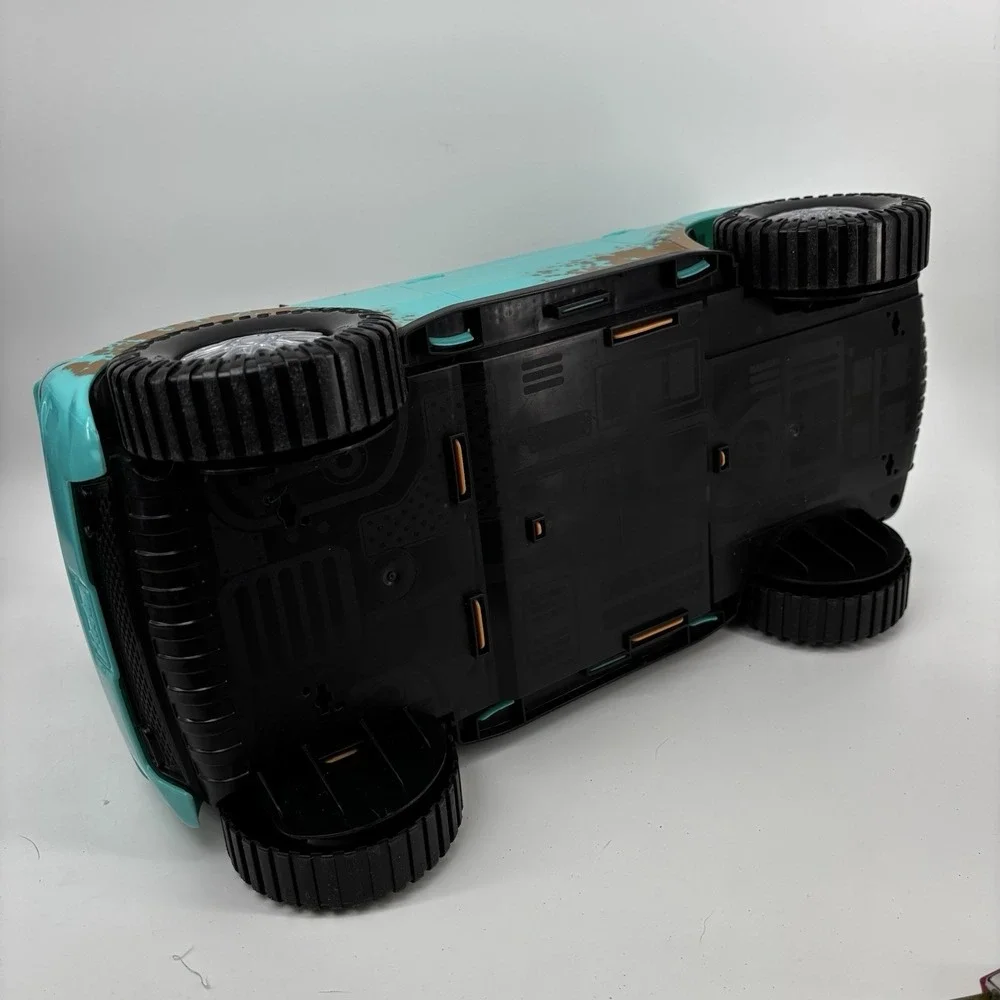 Mattel Barbie 2016 SUV Jeep Camping Fun Teal Off-Road Mudding Vehicle FGC99